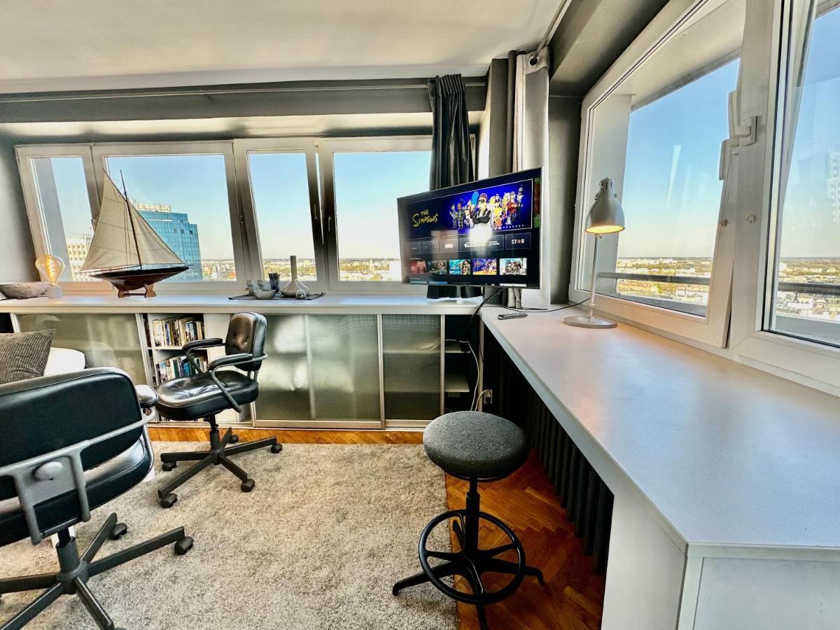 Super Apartament Grey Centrum 2X Metro Fast Wifi 300 Mbs Netflix Appletv Smarttv Spotify Panorama Miasta Варшава Экстерьер фото